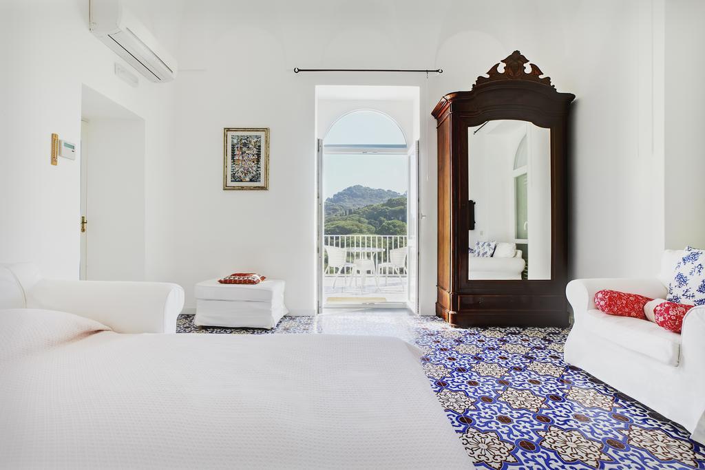 Suite Villa Carolina Capri Room photo